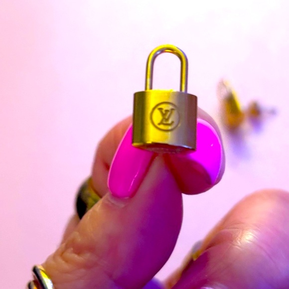 Authentic LV Lock Earrings! - Picture 5 of 13